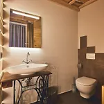 Le Stagioni Luxury Bed and Breakfast 4*